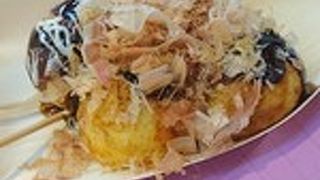 天神橋筋で食べる本場のタコ焼き