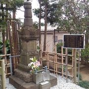 半蔵が創建した西念寺にあります。