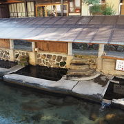 満願寺温泉で有名な「川湯」