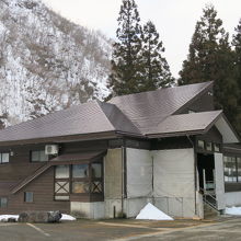 土樽共同浴場 「岩の湯」