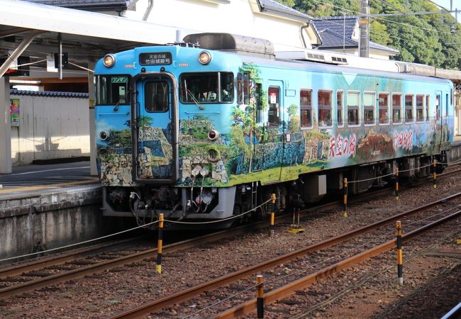 ラッピングトレイン、天空の城　竹田城址号。