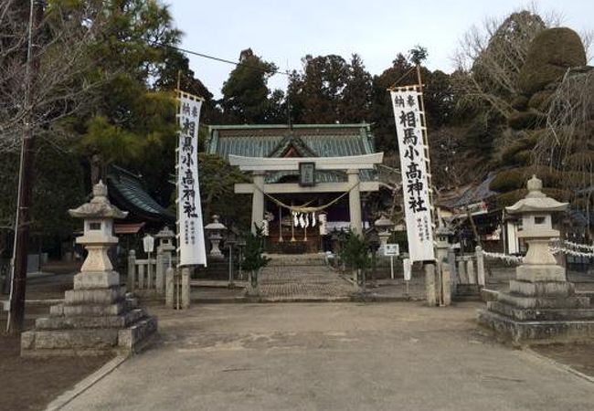 相馬氏縁の小高神社です