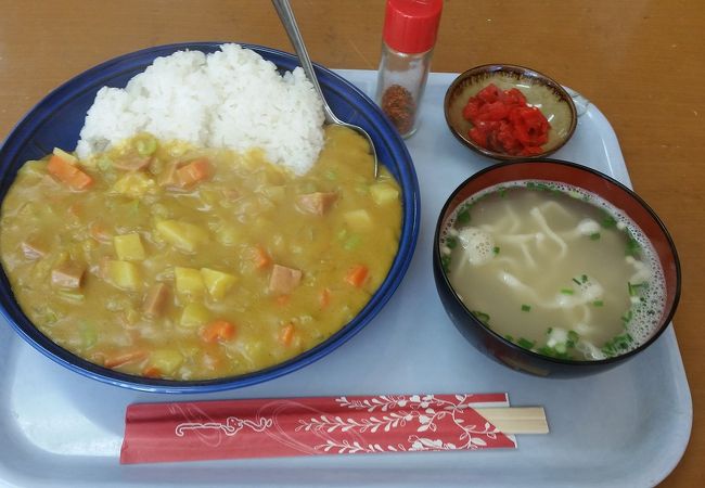 何を食べても大盛です。