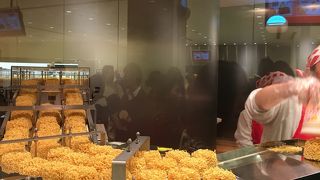 オリジナルのカップヌードル作り