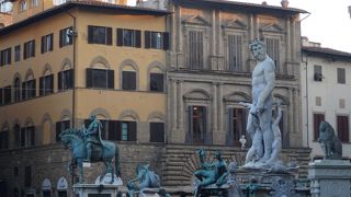 ヴェッキオ宮の脇にある噴水