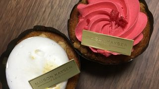 お洒落なパン屋さん