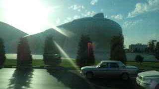 迫力のある独創的なデザイン