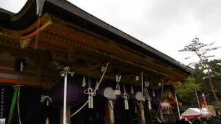 流れに従って歩いていたら