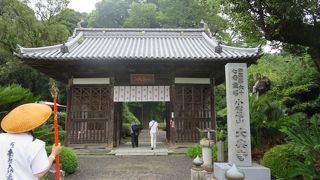 弘法大師堂と天台大師堂がある第６７番札所♪