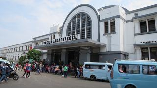ジャカルタ中央駅