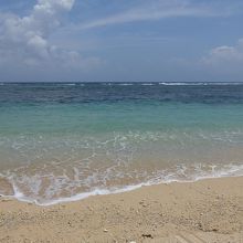 海はきれいです。