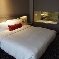 デラックスルームでキングサイズのベッドでした。