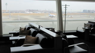 ANA便の出発ゲートが１０８番だったので近かった。