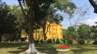 すごく立派ですが、中には入れません