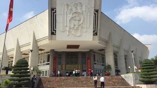 ホーチミンに興味がある人は行ってみると良いです