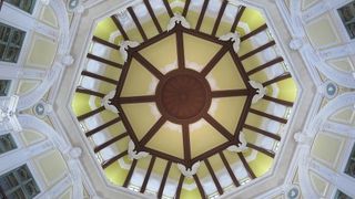 とりあえず東京駅に来たらここへ