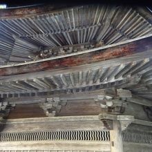 建築屋さんが喜びそうな構造物です。