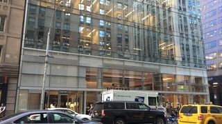 トゥルノー (マディソン通り店)