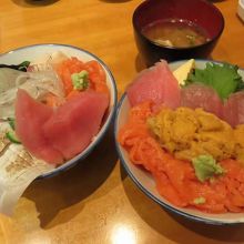 栄寿司さんの海鮮丼