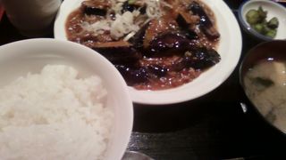 なかなか有楽町っぽいお店です。