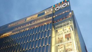 博多駅前の新しい商業施設