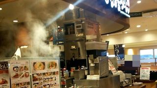 福岡空港のはなまるうどん