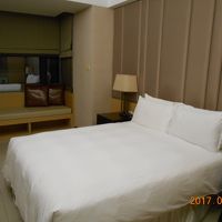 ダブルベッドのある部屋です。