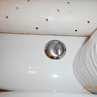 トイレの流すスイッチ