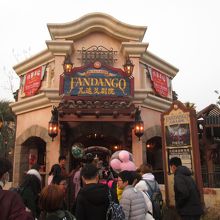 風暴来臨:杰克船長之涼天特技大冒険