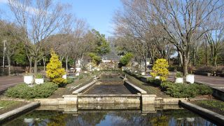 冬・・・花と緑の休憩所