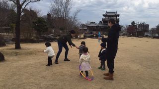 子ども連れには持ってこいの公園