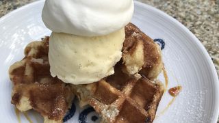 ワッフルがお勧め