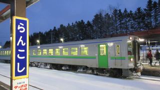 列車交換で少しの時間停車