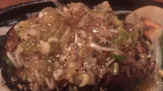 ステーキもいいけど、ハンバーグもお勧めです。