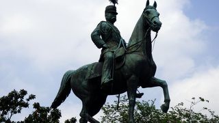 小松宮彰仁親王銅像