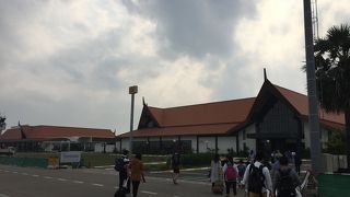 予想よりもキレイな空港