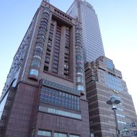 台北駅の真正面。シーザーホテルの隣です。