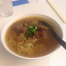 スープが優しい味で美味しい