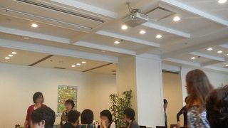 鯉城会館のB1Fにあるビュッフェレストラン