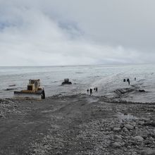 ここから氷河が始まります