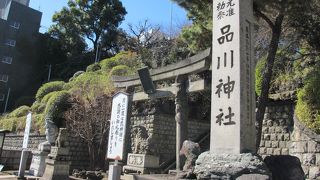 急な階段があります