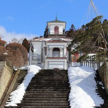 旧東村山郡役所入口