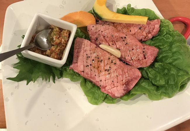 焼肉、韓国料理、盛岡冷麺「トトリ」