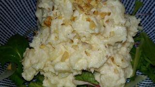 ガード下の居酒屋