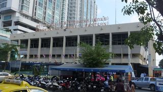 バンコク～パタヤビーチのバスはここで！