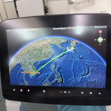 往路(NRT-SGN)：大きく見やすいパーソナルモニター