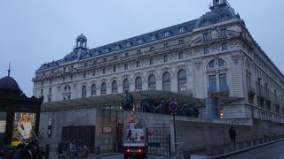 作品配列が変わりました。５階が充実。レストランも充実。写真ＯＫ。