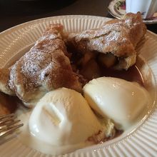 あつあつのアップルパイ