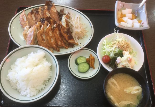 餃子の店　紀楽