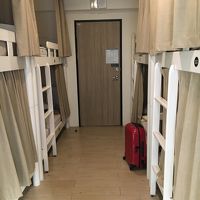 ベッドはこんな感じのつくり。